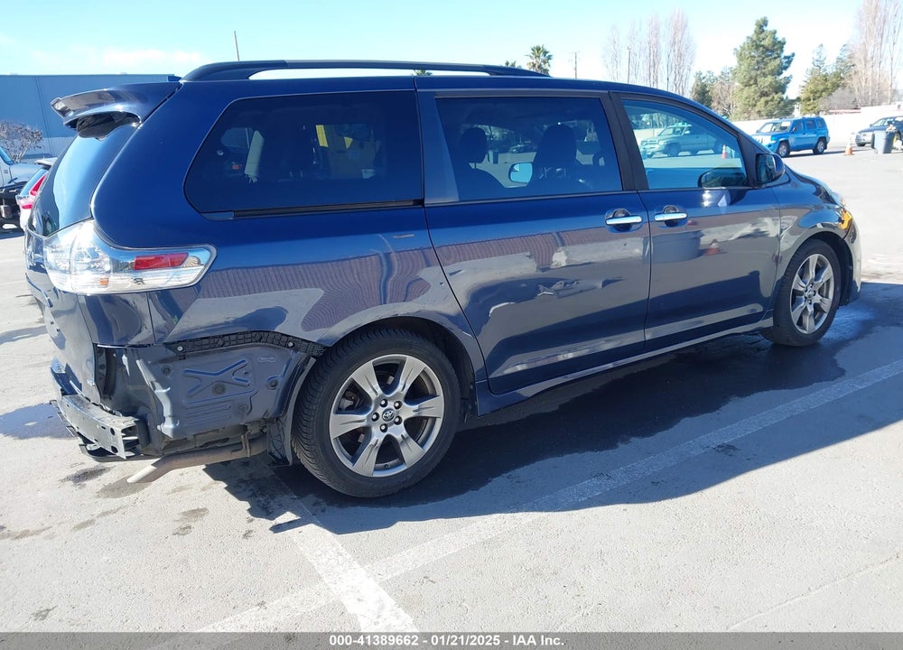 2018 TOYOTA SIENNA VIN: 5TDXZ3DC8JS950681