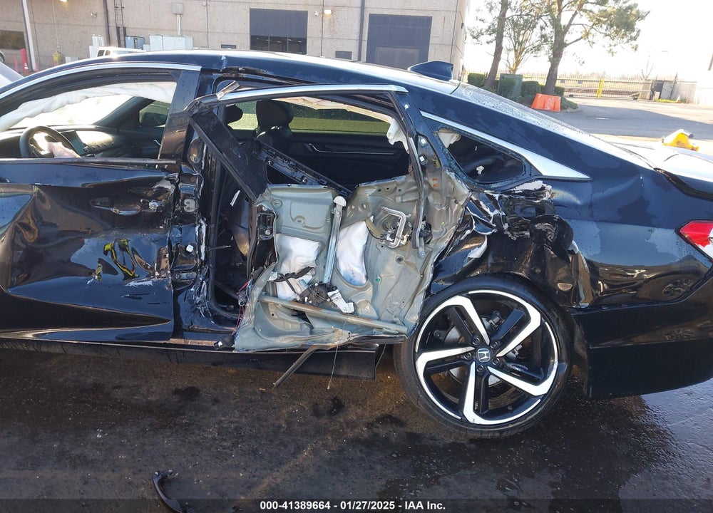 2018 HONDA ACCORD VIN: 1HGCV1F38JA041009
