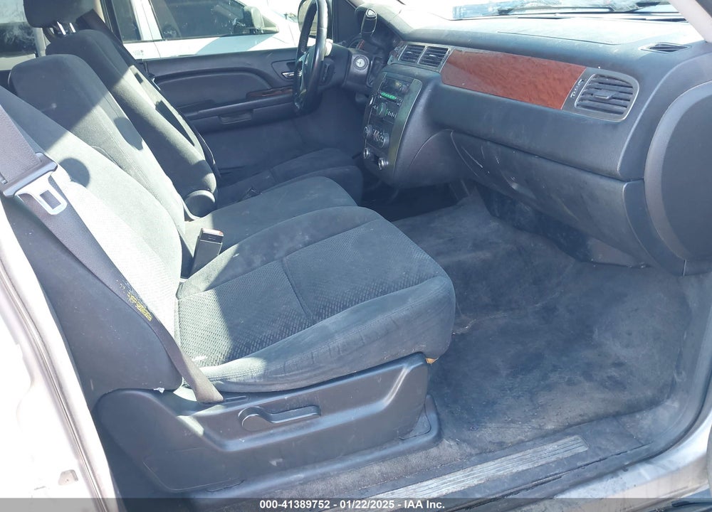2007 GMC YUKON SLE VIN: 1GKFC13J37J115700