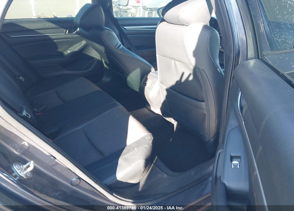 2018 HONDA ACCORD VIN: 1HGCV2F35JA041362
