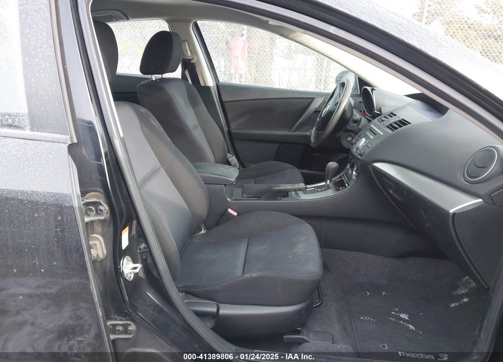 2011 MAZDA MAZDA3 VIN: JM1BL1VF0B1389612
