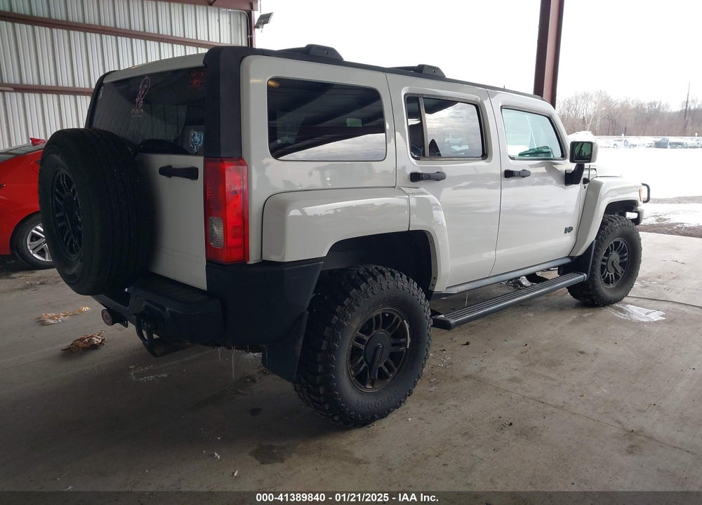 2007 HUMMER H3 SUV VIN: 5GTDN13E978203246