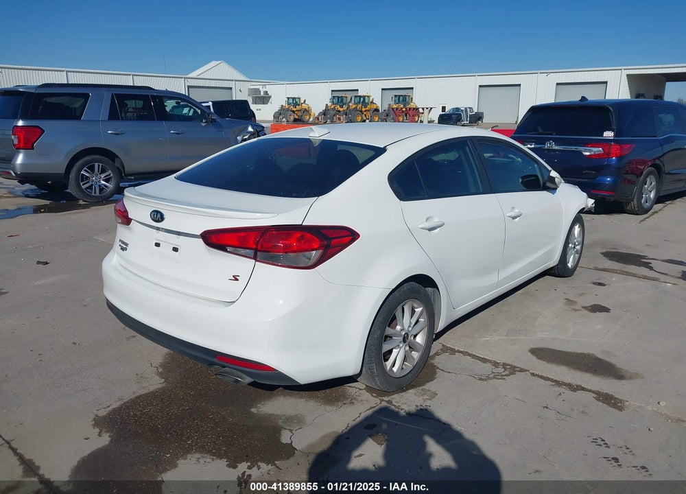 2017 KIA FORTE S VIN: 3KPFL4A77HE063863