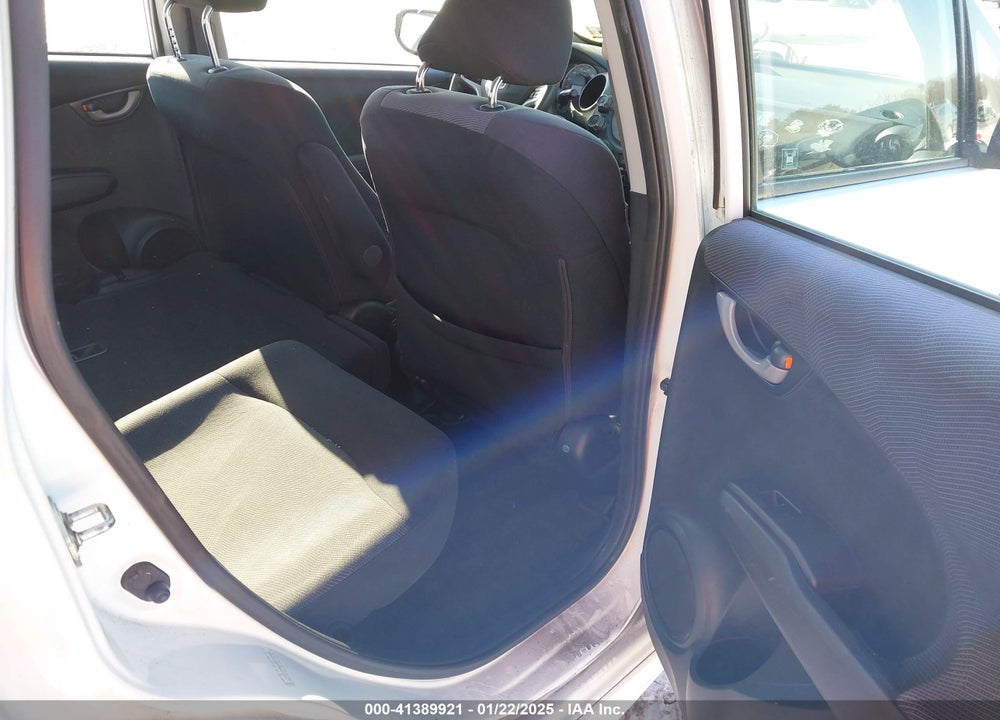 2009 HONDA FIT SPORT VIN: JHMGE88409S026698