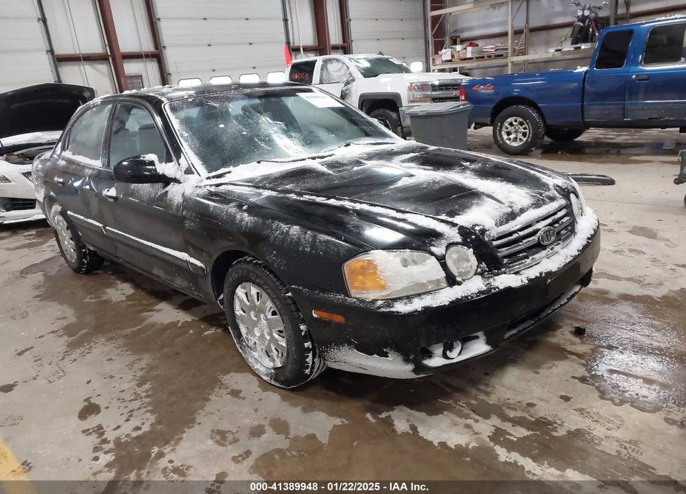 2004 KIA OPTIMA EX/LX VIN: KNAGD126845327083