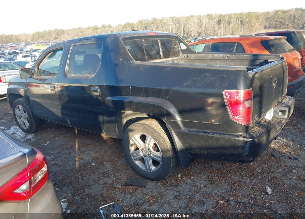 2011 HONDA RIDGELINE VIN: 5FPYK1F51BB009257