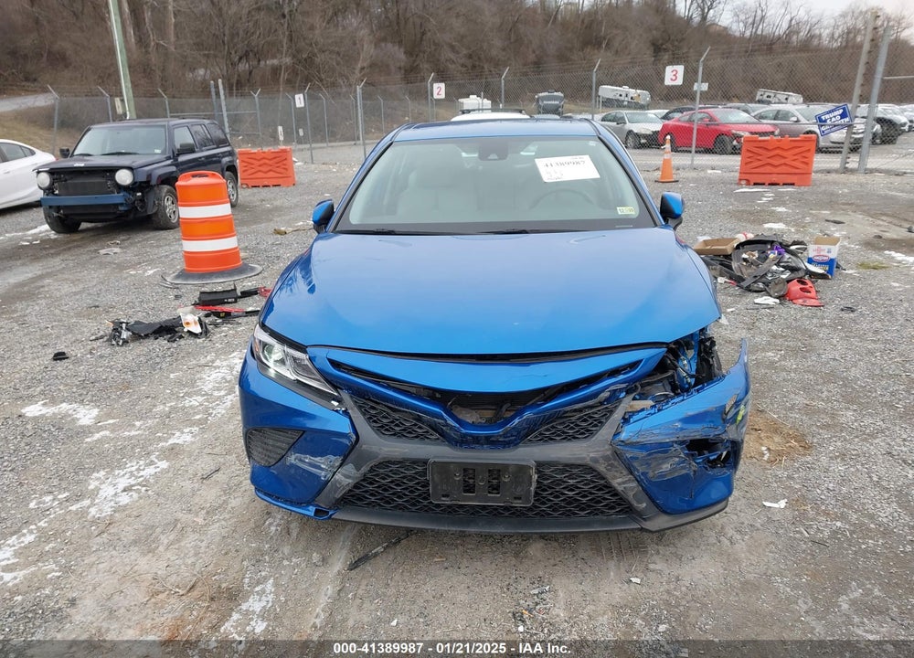 2019 TOYOTA CAMRY SE VIN: 4T1B11HK2KU186780