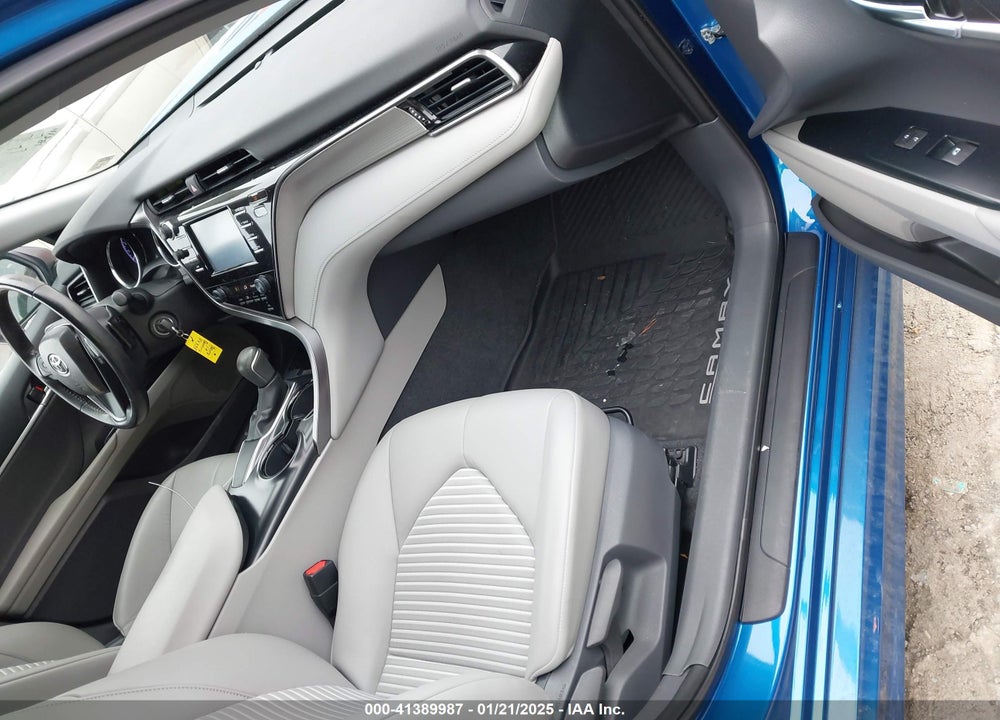 2019 TOYOTA CAMRY SE VIN: 4T1B11HK2KU186780
