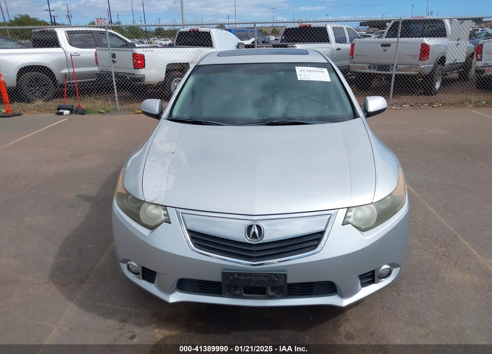 2011 ACURA TSX VIN: JH4CU2F60BC018572