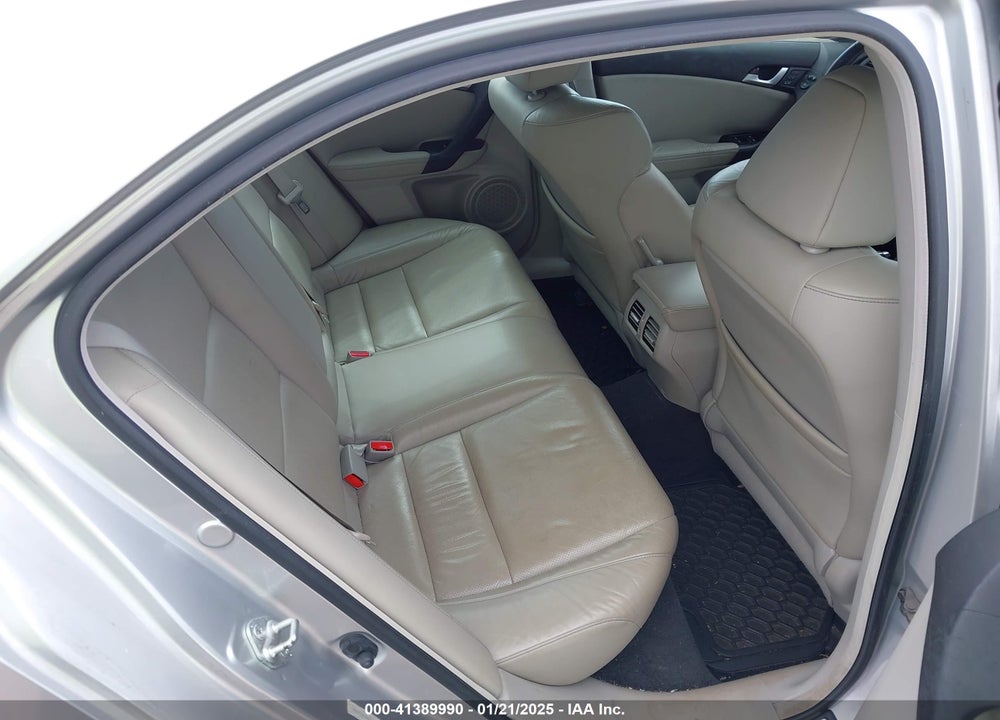 2011 ACURA TSX VIN: JH4CU2F60BC018572