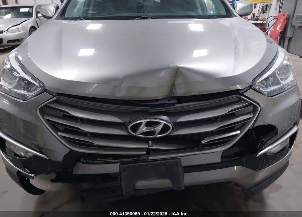 2017 HYUNDAI SANTA FE SPORT 2.4L VIN: 5NMZUDLB9HH035941