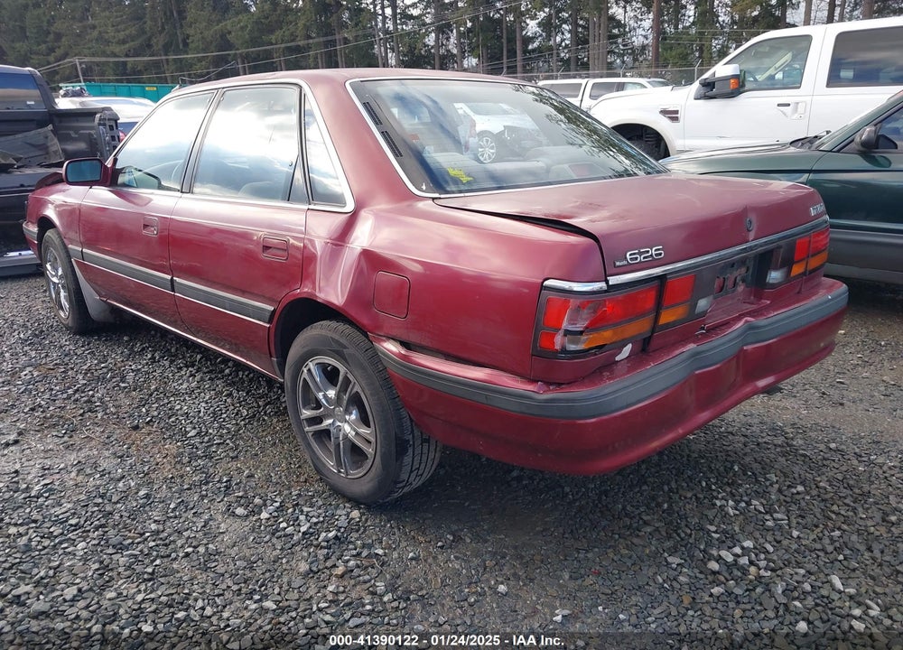 1992 MAZDA 626 DX/LX VIN: 1YVGD22B1N5199304