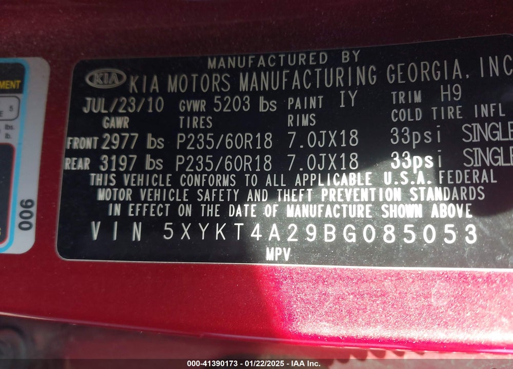 2011 KIA SORENTO LX V6 VIN: 5XYKT4A29BG085053