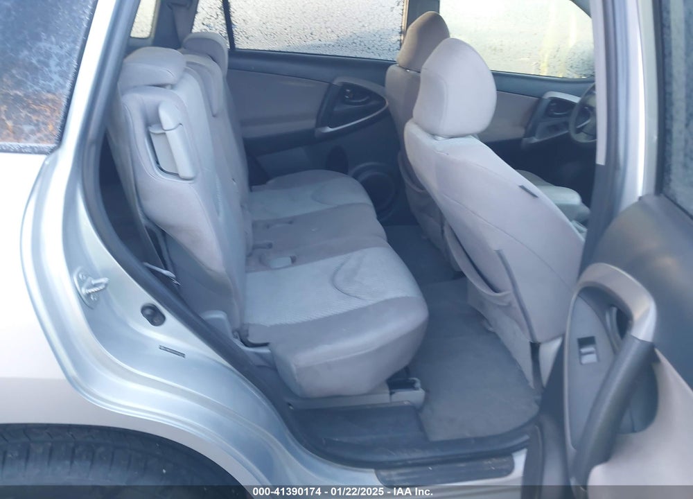 2006 TOYOTA RAV4 VIN: JTMBD35V565002101