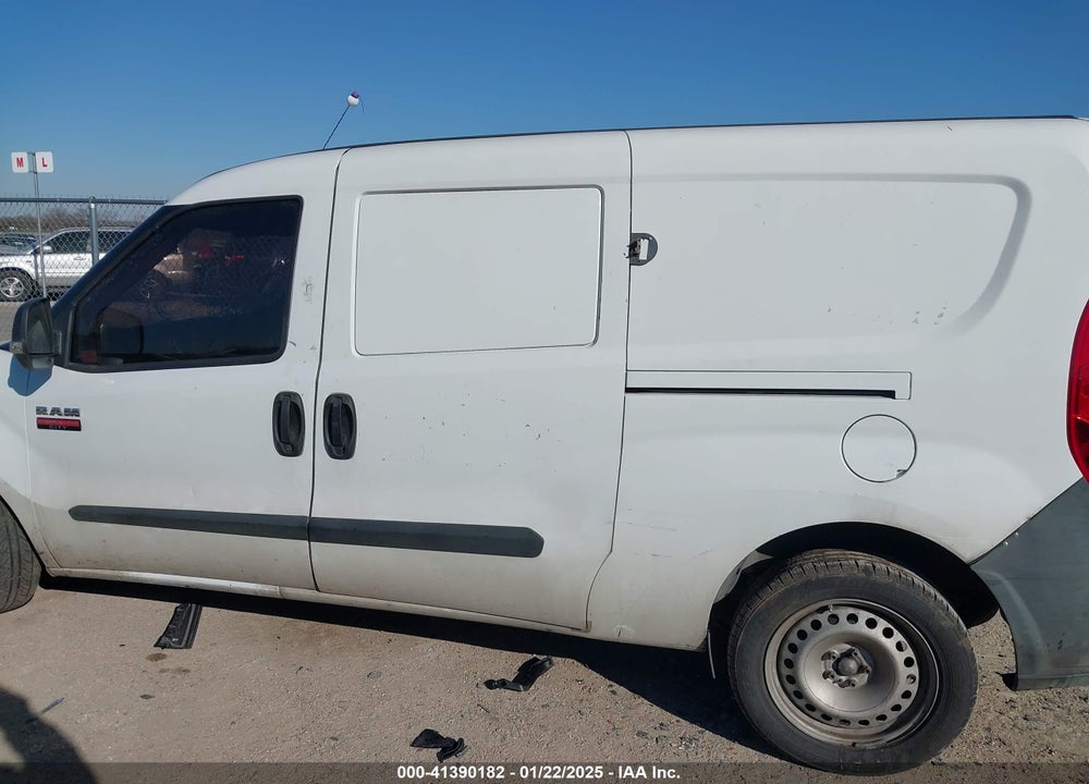 2018 RAM PROMASTER CITY TRADESMAN VIN: ZFBERFAB8J6K63286