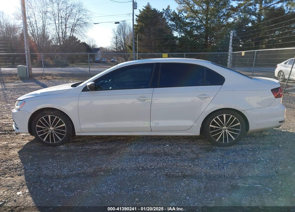 2016 VOLKSWAGEN JETTA 1.8T SPORT VIN: 3VWD17AJXGM394870