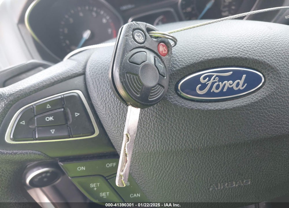 2018 FORD FOCUS VIN: 1FADP3K28JL262481