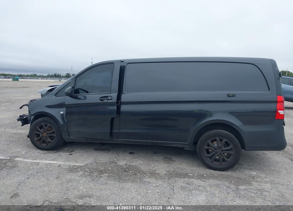 2021 MERCEDES-BENZ METRIS VIN: W1YV0BEY4M3827547