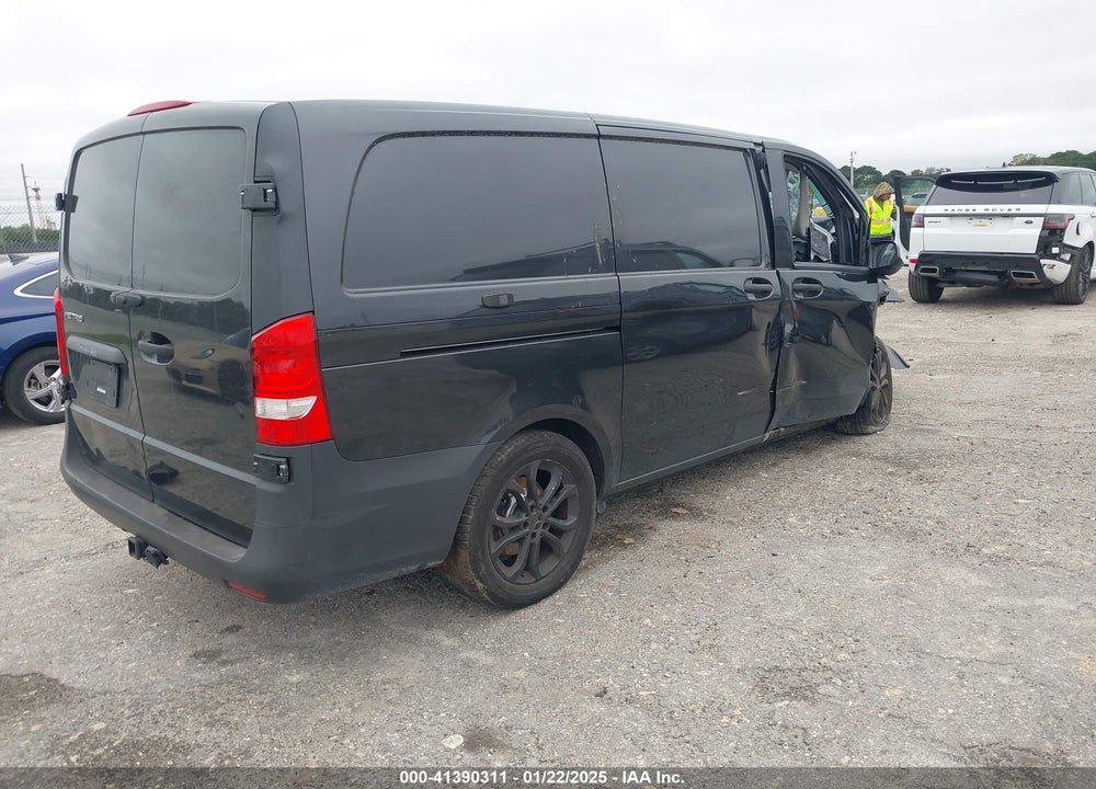 2021 MERCEDES-BENZ METRIS VIN: W1YV0BEY4M3827547