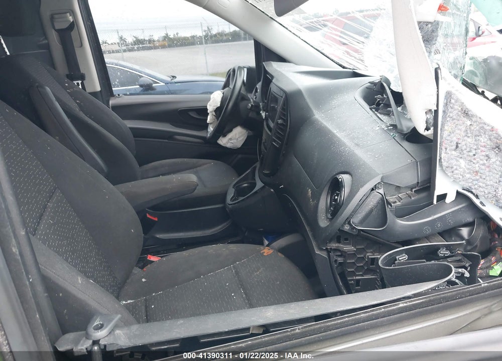 2021 MERCEDES-BENZ METRIS VIN: W1YV0BEY4M3827547
