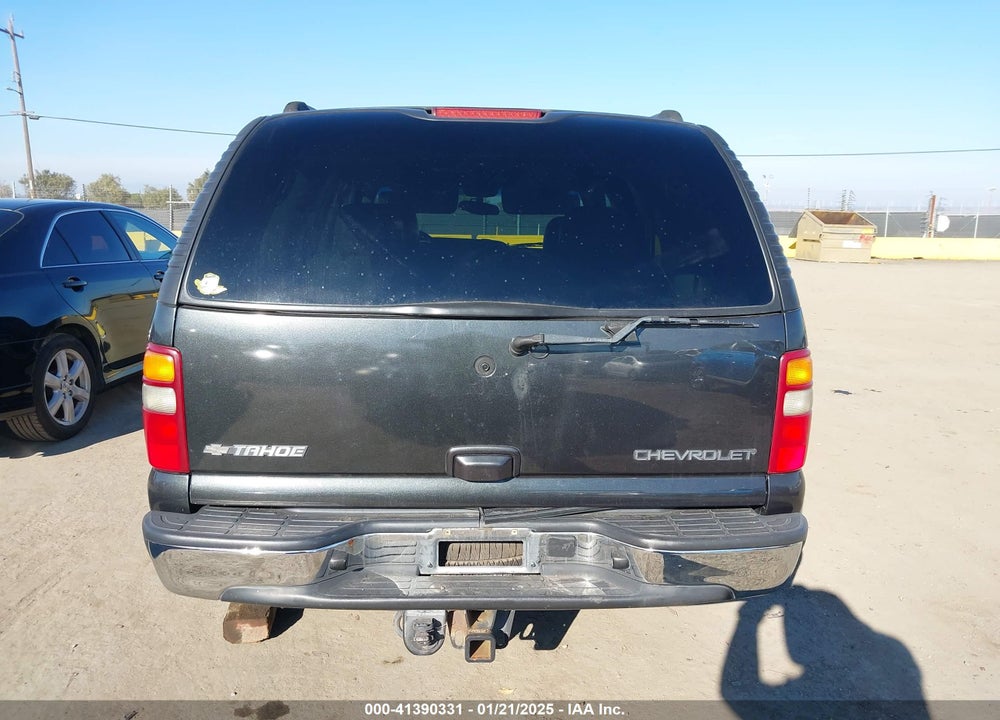 2003 CHEVROLET TAHOE LT VIN: 1GNEK13T93R153186