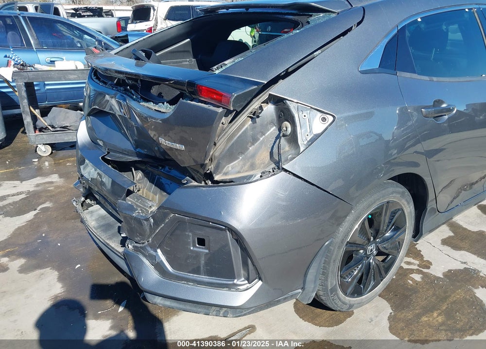 2019 HONDA CIVIC VIN: SHHFK7H64KU201702