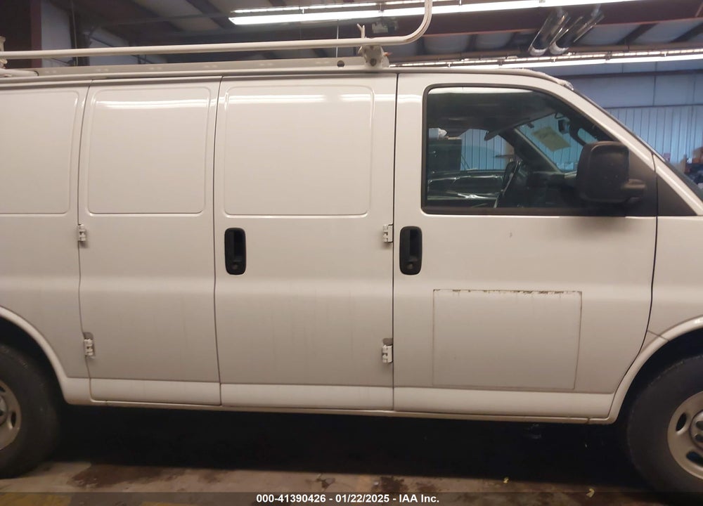 2020 CHEVROLET EXPRESS CARGO RWD 2500 REGULAR WHEELBASE WT VIN: 1GCWGAFG3L1267244