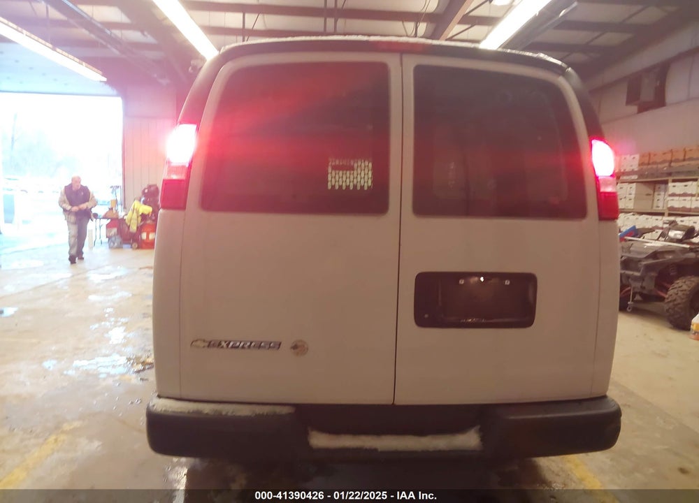 2020 CHEVROLET EXPRESS CARGO RWD 2500 REGULAR WHEELBASE WT VIN: 1GCWGAFG3L1267244
