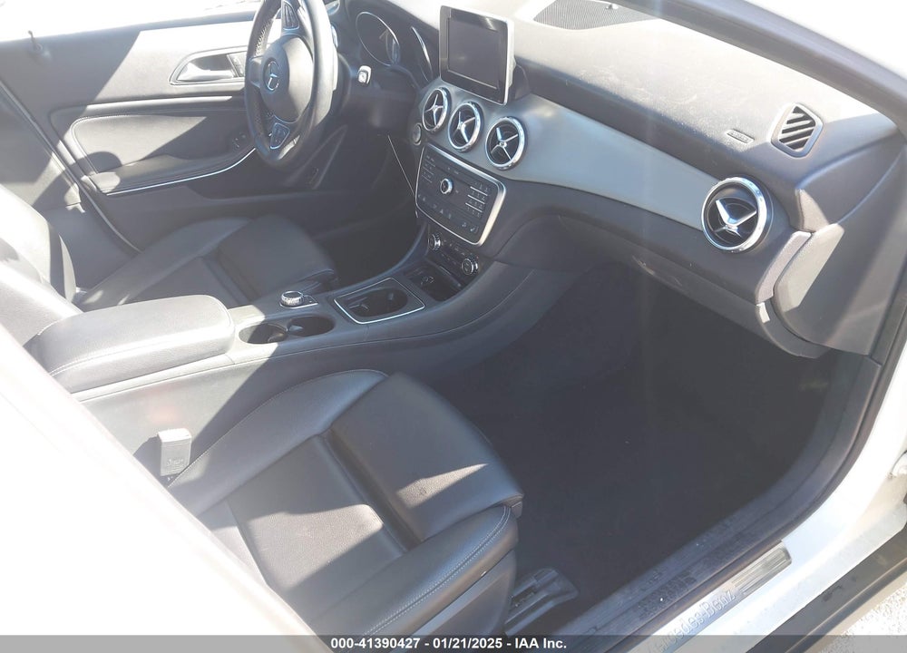 2017 MERCEDES-BENZ GLA 250 4MATIC VIN: WDCTG4GB6HJ322195