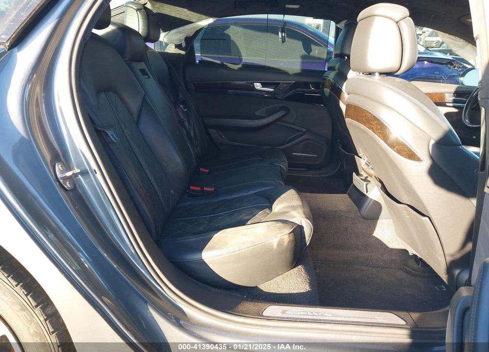 2016 AUDI A8 L 4.0T SPORT VIN: WAU43AFD1GN008031