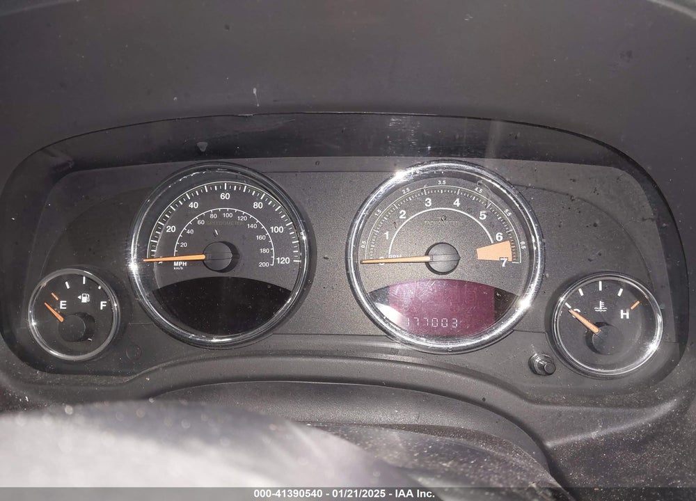 2014 JEEP COMPASS LATITUDE VIN: 1C4NJDEB7ED601765
