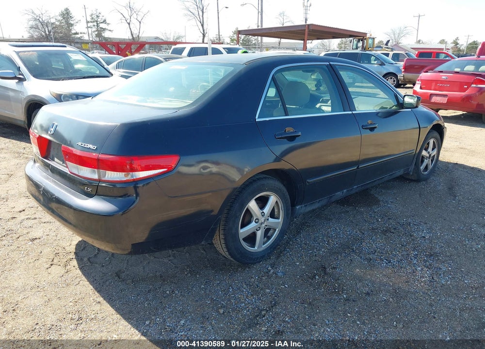 2003 HONDA ACCORD 2.4 LX VIN: 1HGCM563X3A005853