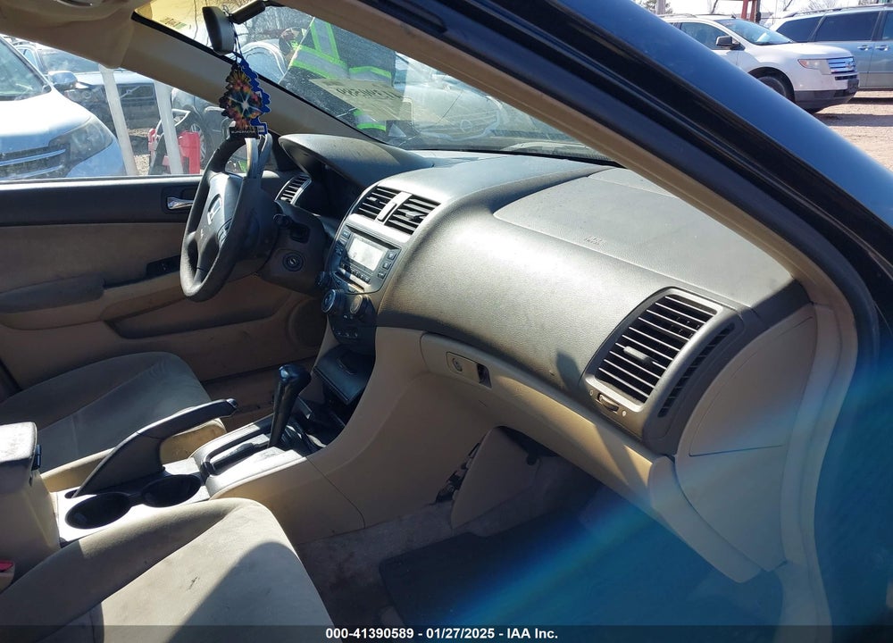2003 HONDA ACCORD 2.4 LX VIN: 1HGCM563X3A005853