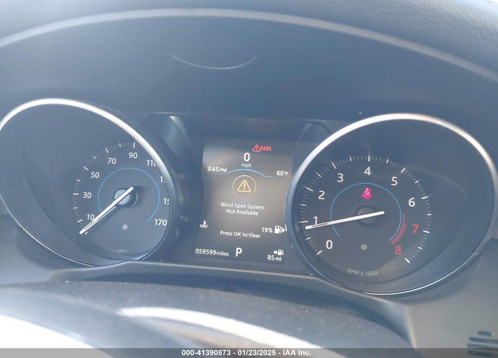 2018 JAGUAR XF VIN: SAJBE4EV4JCY56439