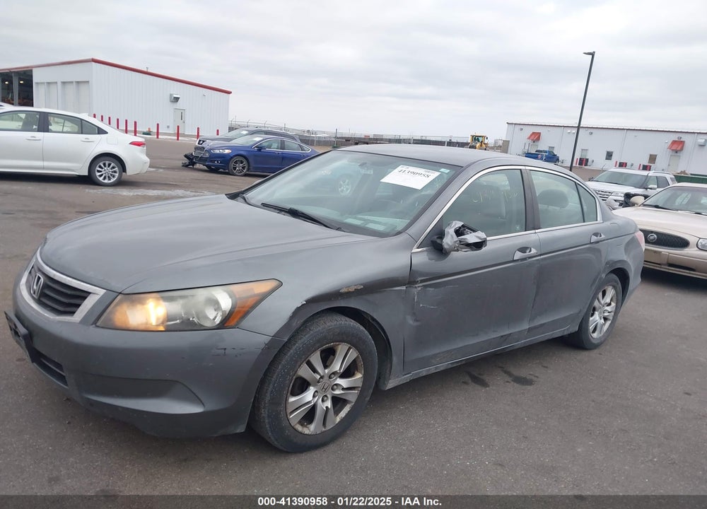 2010 HONDA ACCORD VIN: 1HGCP2F48AA122147