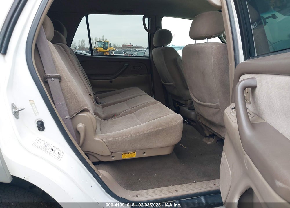 2002 TOYOTA SEQUOIA VIN: 5TDZT34A32S085922