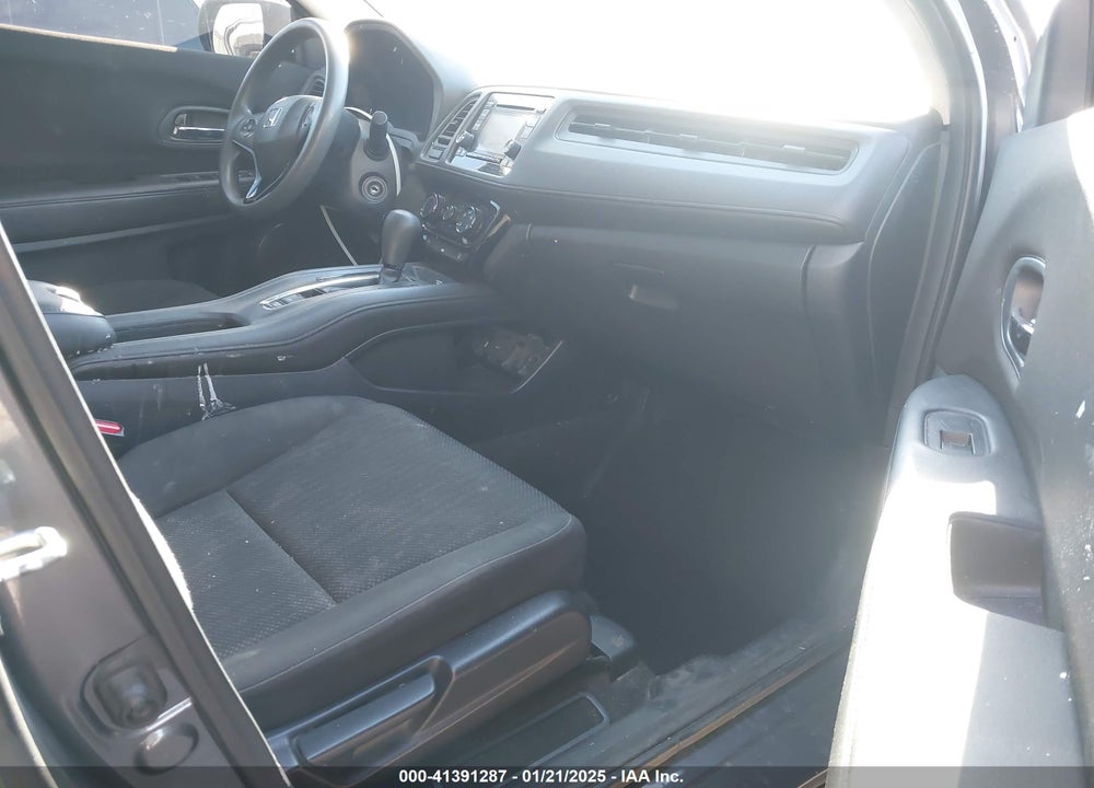 2017 HONDA HR-V LX VIN: 3CZRU6H30HG705122