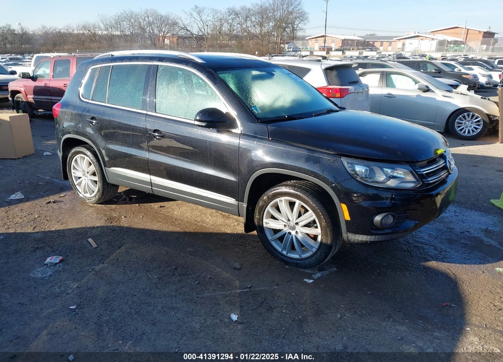 2016 VOLKSWAGEN TIGUAN SE VIN: WVGBV7AX3GW522378