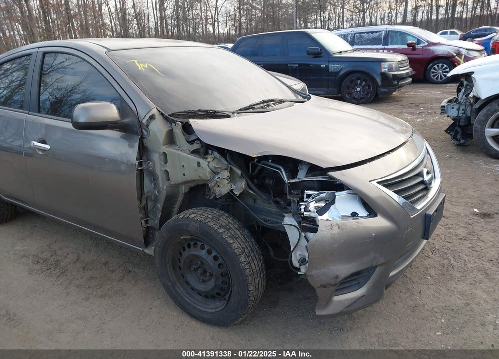 2013 NISSAN VERSA 1.6 SV VIN: 3N1CN7AP4DL842290