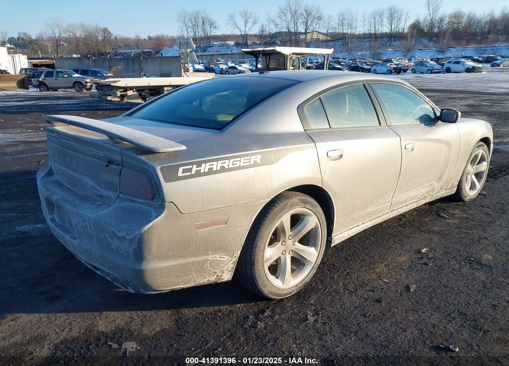 2011 DODGE CHARGER VIN: 2B3CL3CG2BH520344