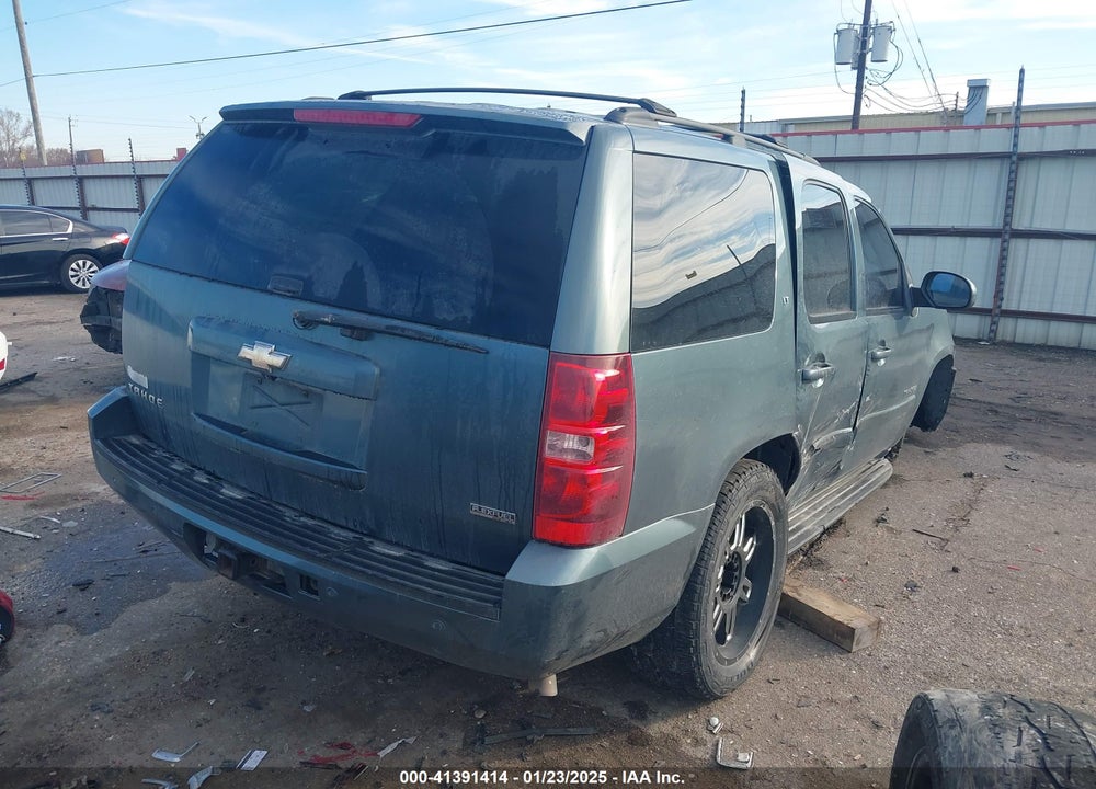 2009 CHEVROLET TAHOE LT1 VIN: 1GNFC23009R122656