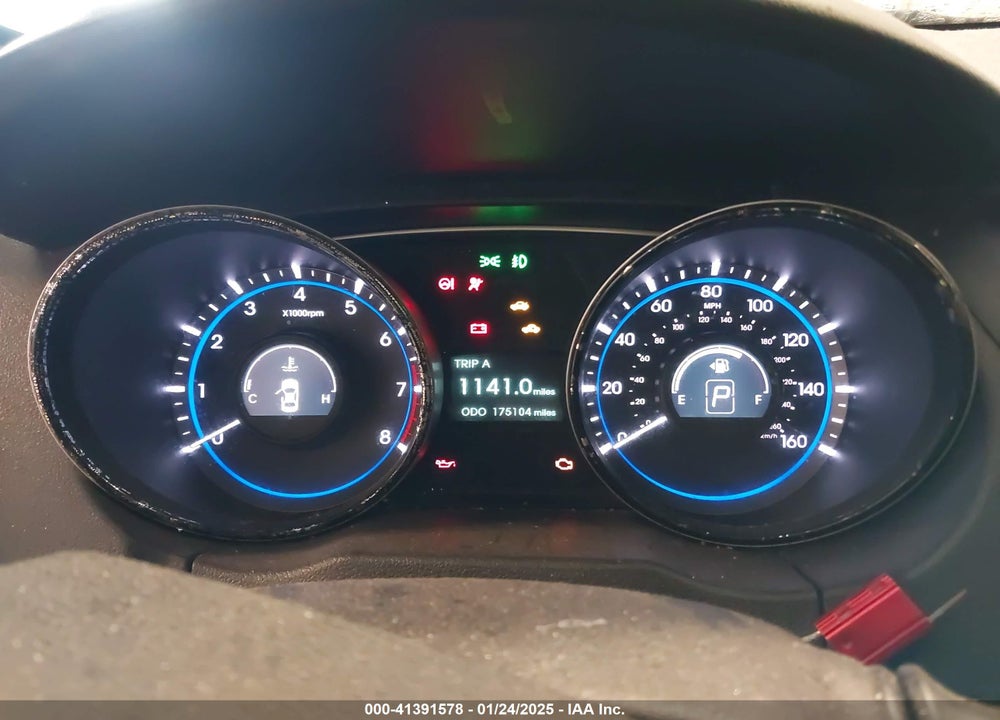 2011 HYUNDAI SONATA VIN: 5NPEC4AC4BH049964