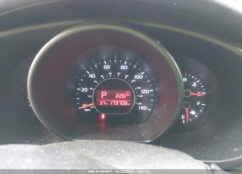 2014 KIA SOUL VIN: KNDJN2A28E7100783