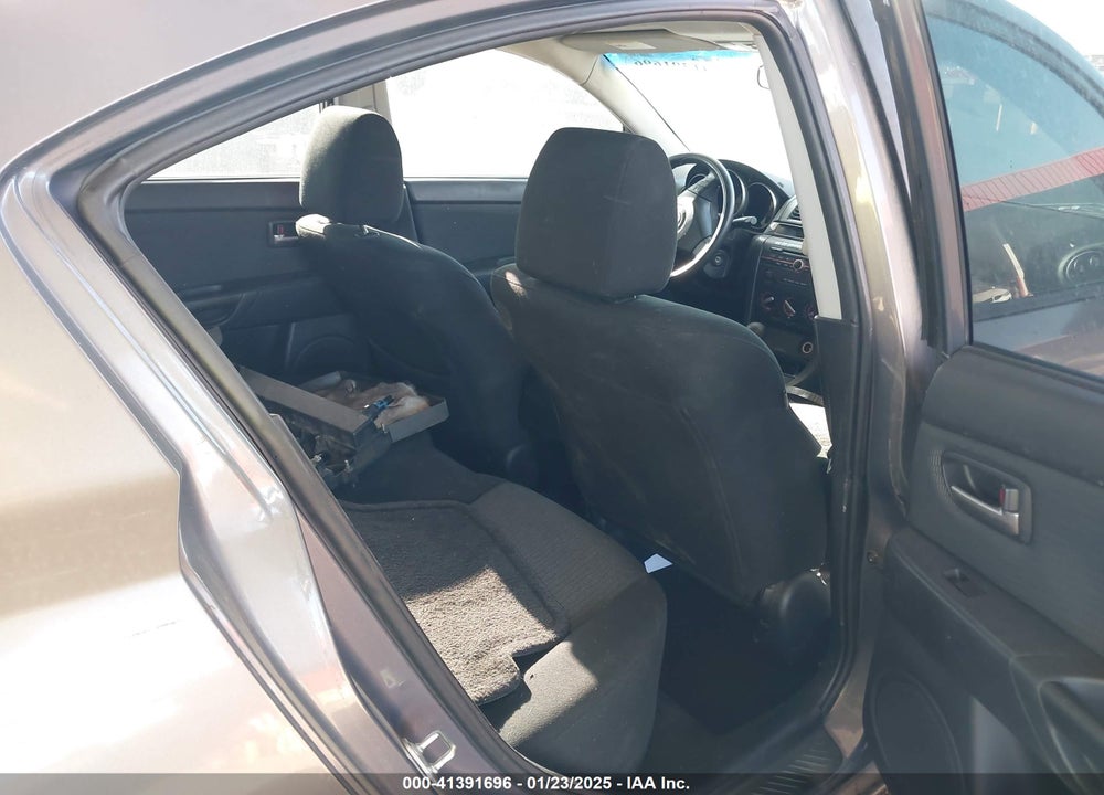 2007 MAZDA MAZDA3 VIN: JM1BK32F971663822