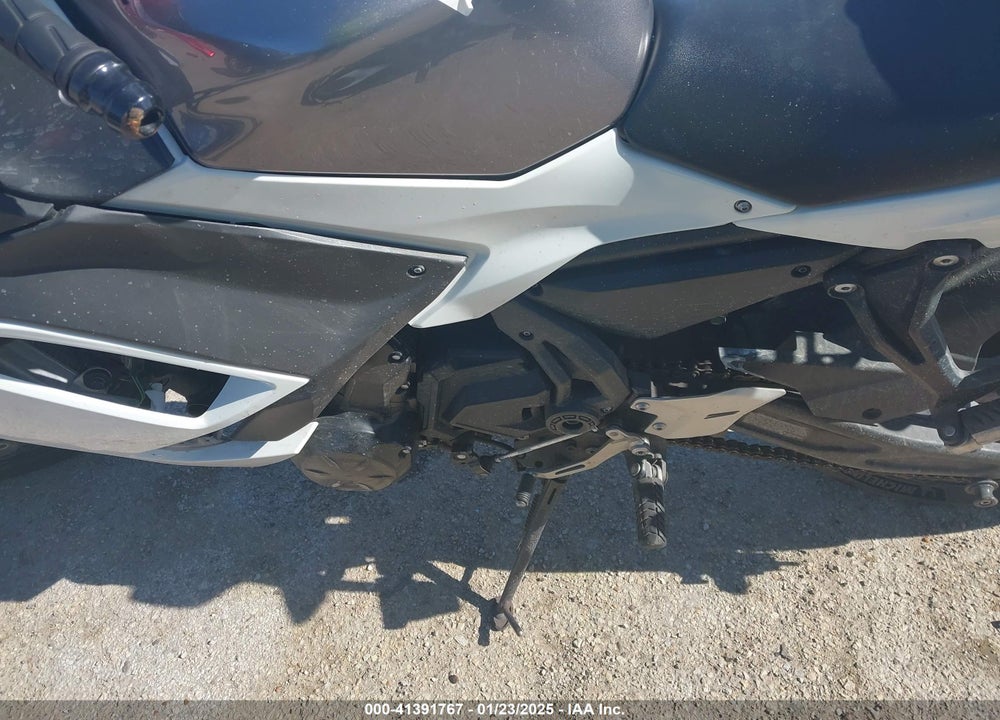2021 KAWASAKI EX650 N VIN: ML5EXEN11MDA37442