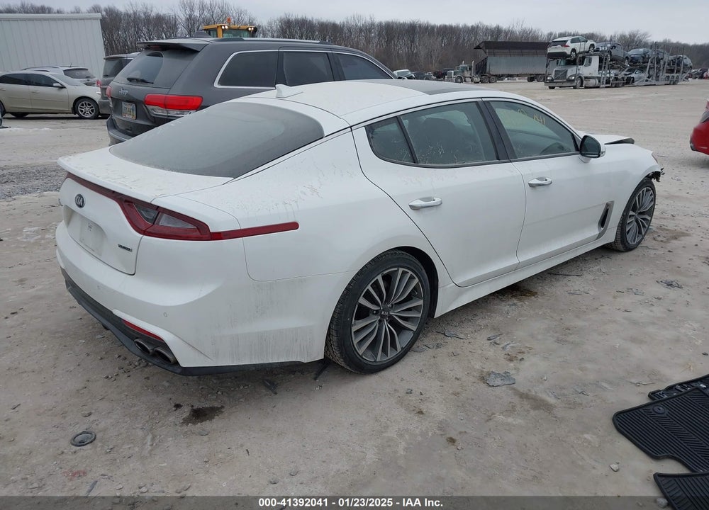 2019 KIA STINGER VIN: KNAE25LAXK6054730