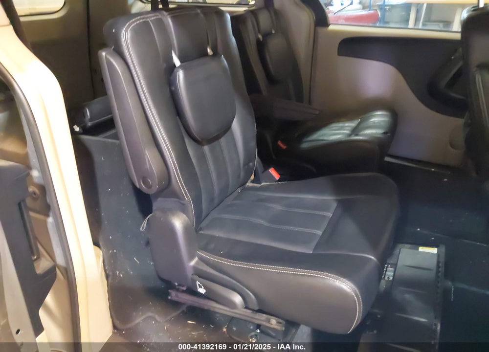 2016 CHRYSLER TOWN & COUNTRY TOURING VIN: 2C4RC1BG2GR280227