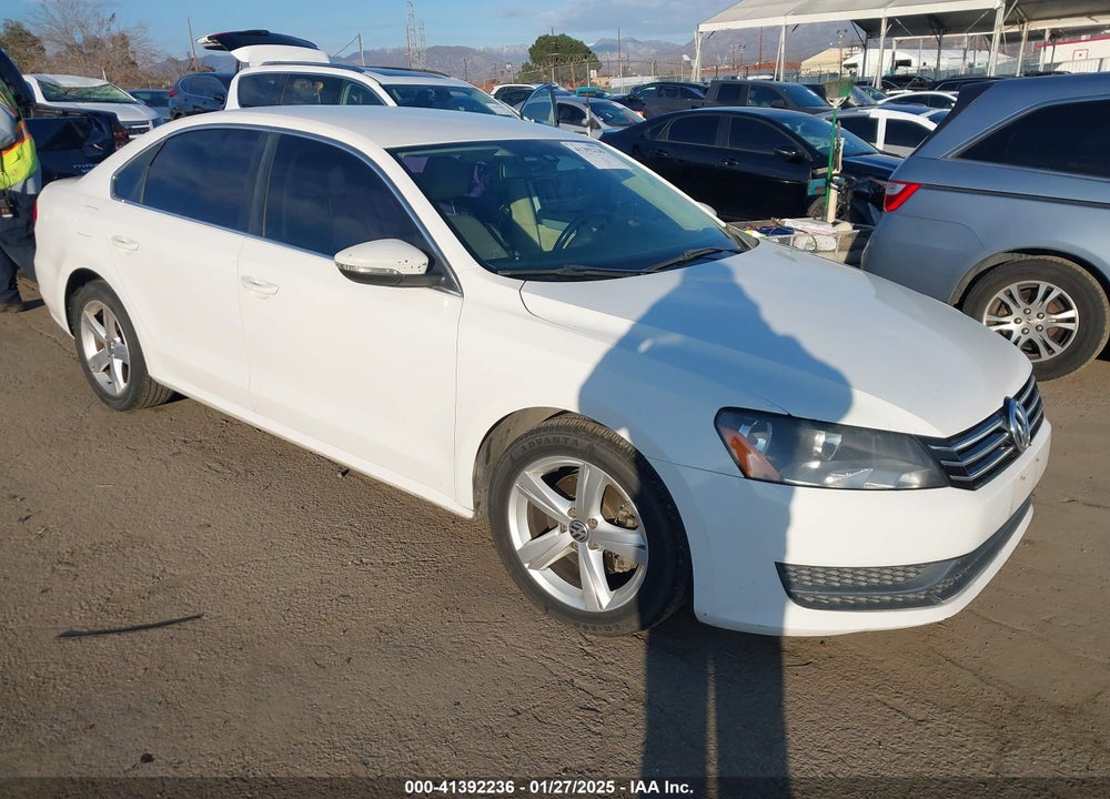 2012 VOLKSWAGEN PASSAT 2.5L SE VIN: 1VWBP7A3XCC020438