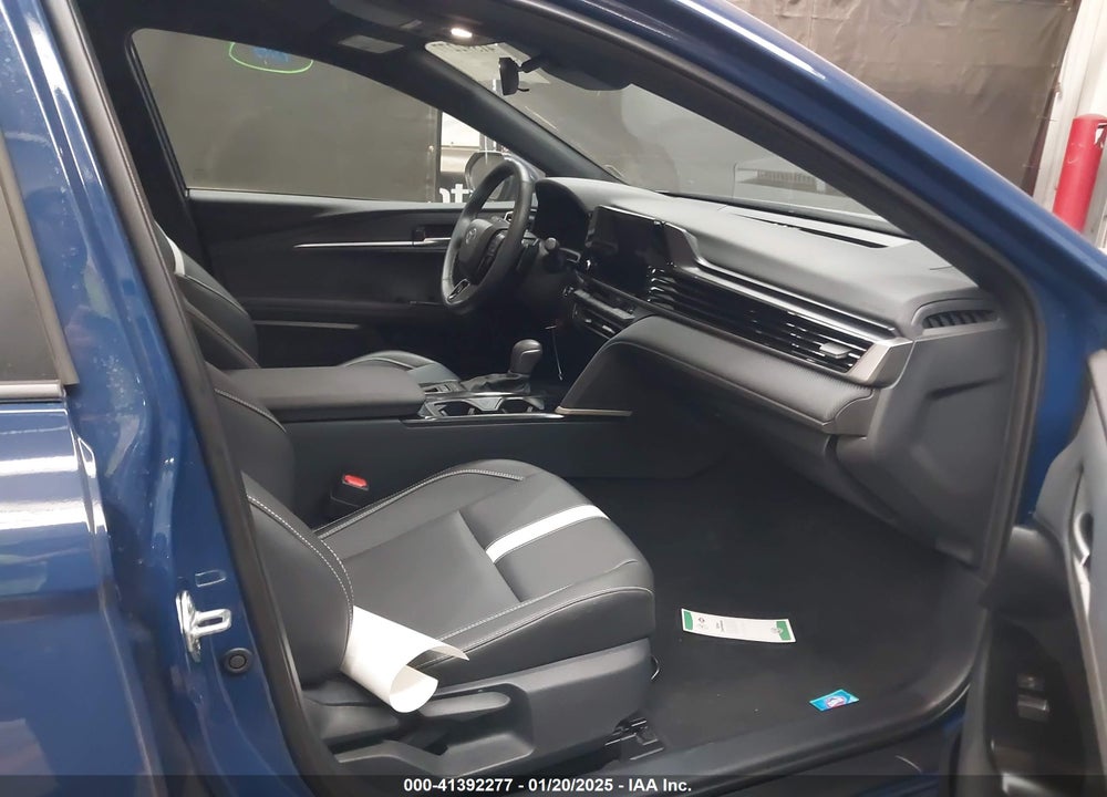 2025 TOYOTA CAMRY SE VIN: 4T1DAACKXSU033256