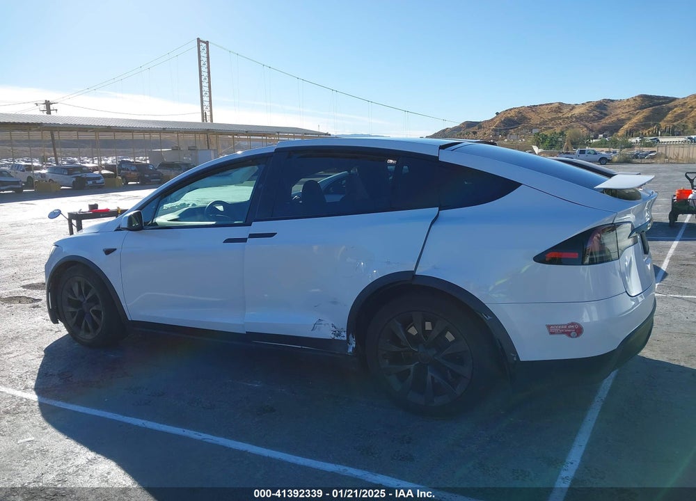2023 TESLA MODEL X VIN: 7SAXCBE52PF412506